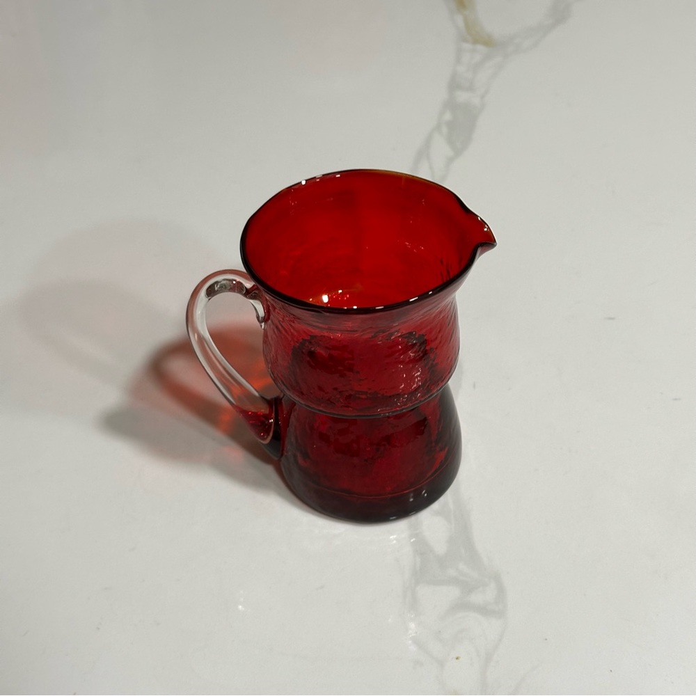 VINTAGE RUBY HANDMADE GLASS BLOWN CUP - Picture 4 of 6